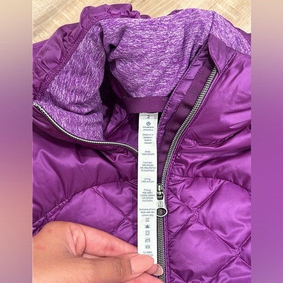 Lululemon Down For A Run Vest - Picture 7 of 9